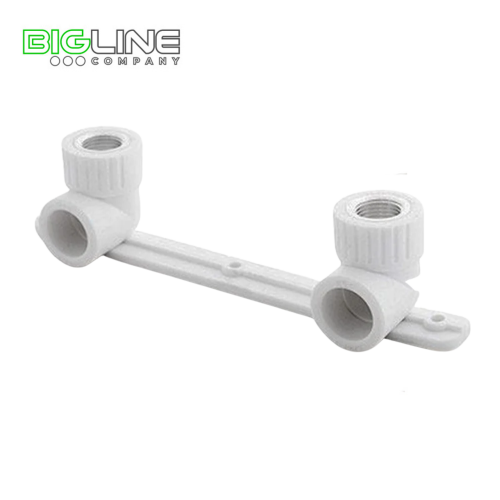 Угольник комбинированный  под смеситель внутренняя резьба  2012 белый РТП