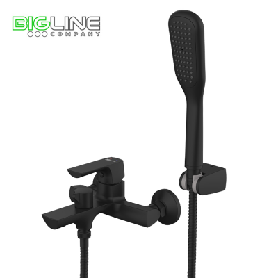 Смеситель LEMARK LM7214BL Ursus для ванны с коротким изливом, чёрный