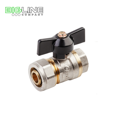 Кран металло-пластик CASELA 20*1/2" F бабочка 30762 (64)
